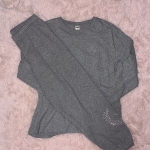 Victoria’s Secret PINK Glitter Lounge Set – Long Sleeve Top & Joggers (Size L)